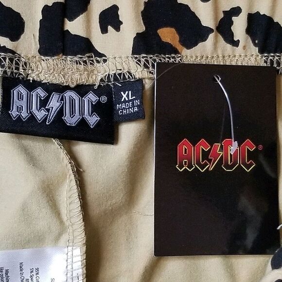 ACDC Leopard Print Bike Shorts (size XL) - Picture 4 of 4